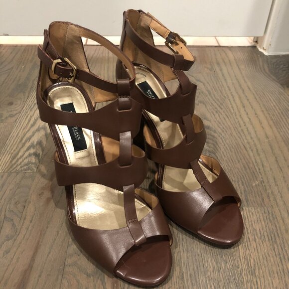 White House Black Market - Briget Wedge Heels - Sizing is 8.5 Right and 9 Left - Picture 6 of 6